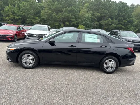 Photos of 2025 Hyundai Elantra SE for sale in Athens, GA at ALM Hyundai Athens