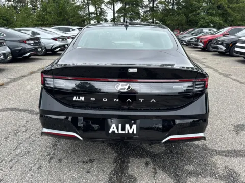 More photos of 2025 Hyundai Sonata SEL at ALM Hyundai Athens, GA