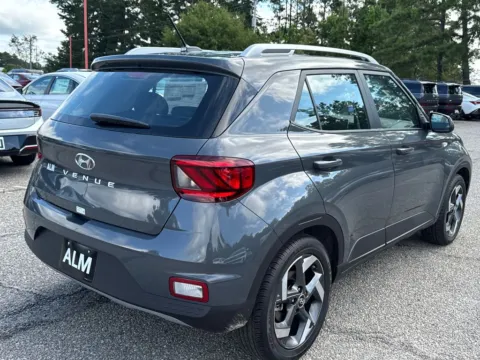 More photos of 2025 Hyundai Venue SEL at ALM Hyundai Athens, GA