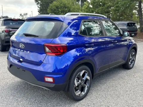 More photos of 2025 Hyundai Venue SEL at ALM Hyundai Athens, GA