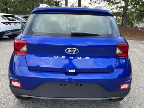 More photos of 2025 Hyundai Venue SEL at ALM Hyundai Athens, GA