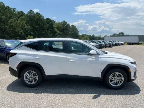 More photos of 2025 Hyundai Tucson SE at ALM Hyundai Athens, GA