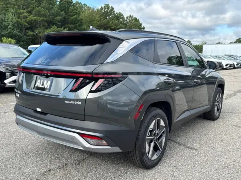 More photos of 2025 Hyundai Tucson Hybrid SEL Convenience at ALM Hyundai Athens, GA
