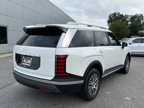 More photos of 2026 Hyundai Palisade SEL at ALM Hyundai Athens, GA