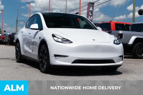 More photos of 2022 Tesla Model Y Long Range at ALM Hyundai Athens, GA