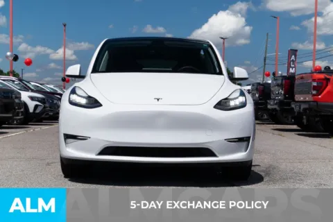 More photos of 2022 Tesla Model Y Long Range at ALM Hyundai Athens, GA