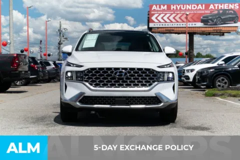 More photos of 2022 Hyundai Santa Fe Hybrid Limited at ALM Hyundai Athens, GA
