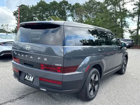 More photos of 2026 Hyundai Santa Fe Hybrid SE at ALM Hyundai Athens, GA