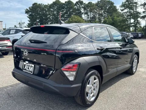 More photos of 2026 Hyundai Kona SE at ALM Hyundai Athens, GA