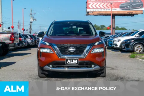 More photos of 2022 Nissan Rogue Platinum at ALM Hyundai Athens, GA