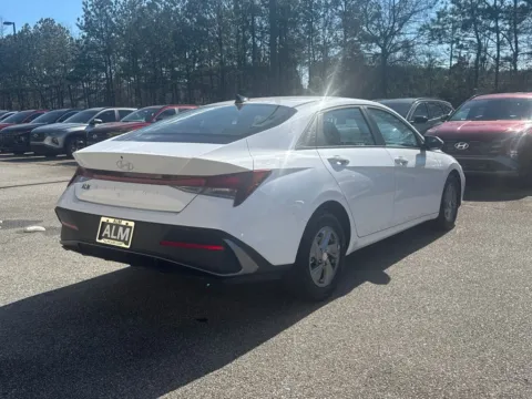 More photos of 2025 Hyundai Elantra SE at ALM Hyundai Athens, GA