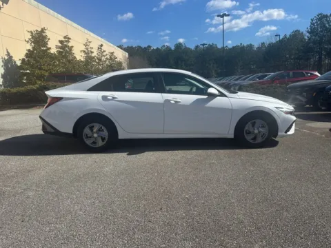 More photos of 2025 Hyundai Elantra SE at ALM Hyundai Athens, GA