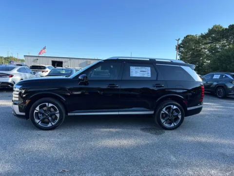 Photos of 2026 Hyundai Palisade Limited for sale in Athens, GA at ALM Hyundai Athens