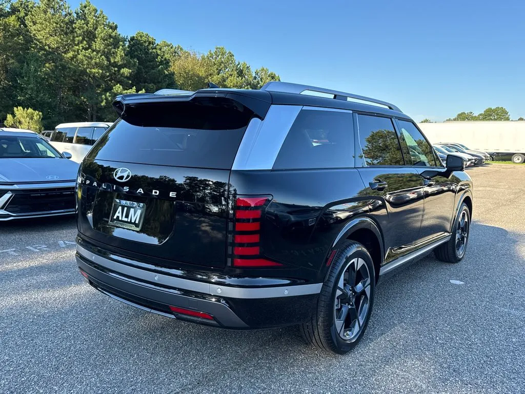 2026 Hyundai Palisade Limited - Photo 6