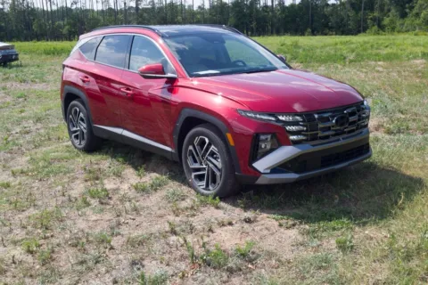 Another view of 2025 Hyundai Tucson Limited for sale in Athens, GA at ALM Hyundai Athens
