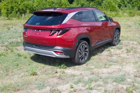 More photos of 2025 Hyundai Tucson Limited at ALM Hyundai Athens, GA