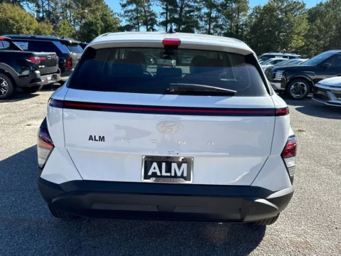 More photos of 2026 Hyundai Kona SE at ALM Hyundai Athens, GA