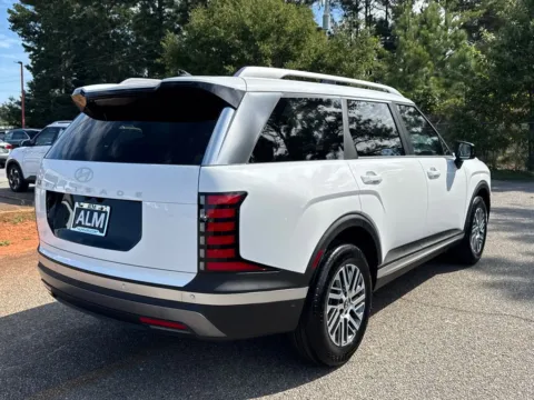 More photos of 2026 Hyundai Palisade SEL at ALM Hyundai Athens, GA