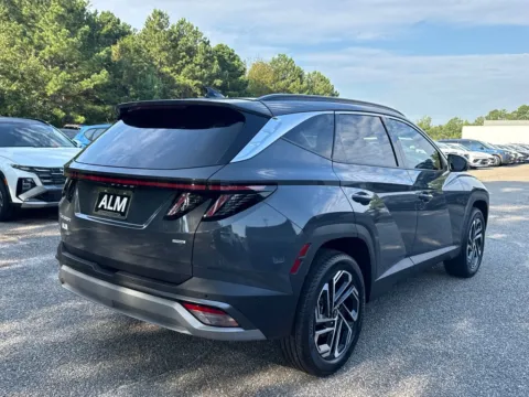 More photos of 2025 Hyundai Tucson Limited at ALM Hyundai Athens, GA