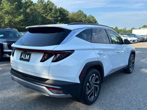 More photos of 2025 Hyundai Tucson Limited at ALM Hyundai Athens, GA