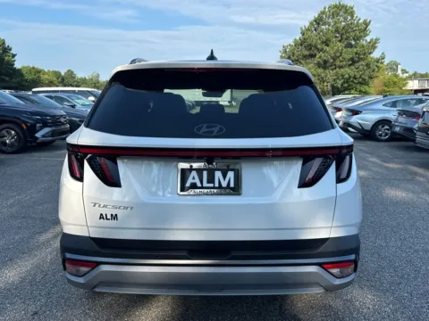 More photos of 2025 Hyundai Tucson Limited at ALM Hyundai Athens, GA