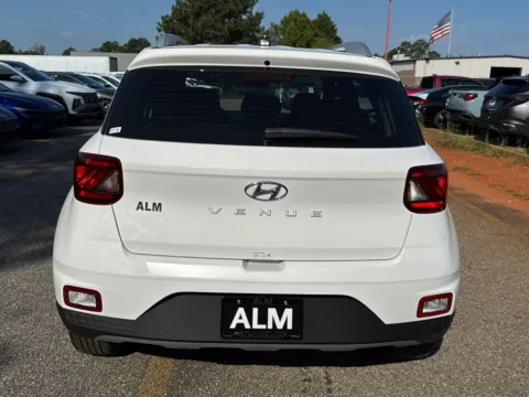 More photos of 2025 Hyundai Venue SEL at ALM Hyundai Athens, GA