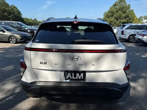 More photos of 2026 Hyundai Kona SEL at ALM Hyundai Athens, GA