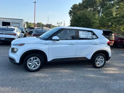 Photos of 2025 Hyundai Venue SE for sale in Athens, GA at ALM Hyundai Athens