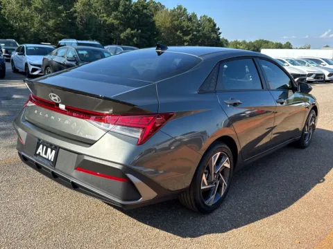 More photos of 2025 Hyundai Elantra Hybrid SEL Sport at ALM Hyundai Athens, GA