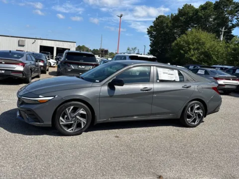 Photos of 2025 Hyundai Elantra SEL Sport for sale in Athens, GA at ALM Hyundai Athens