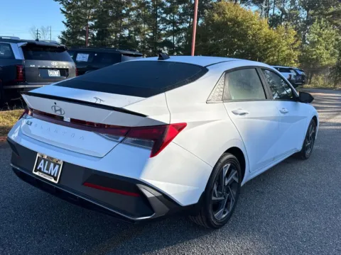 More photos of 2025 Hyundai Elantra SEL Sport at ALM Hyundai Athens, GA