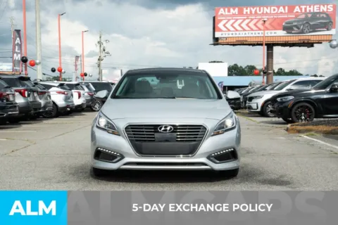 More photos of 2021 Kia Sorento Hybrid EX at ALM Hyundai Athens, GA