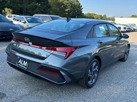 More photos of 2025 Hyundai Elantra Hybrid SEL Sport at ALM Hyundai Athens, GA