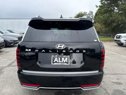 More photos of 2026 Hyundai Palisade Calligraphy at ALM Hyundai Athens, GA