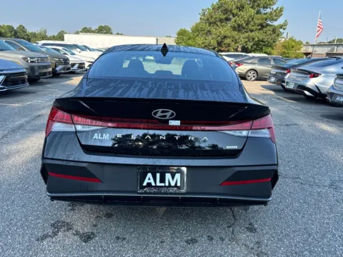 More photos of 2025 Hyundai Elantra Hybrid SEL Sport at ALM Hyundai Athens, GA
