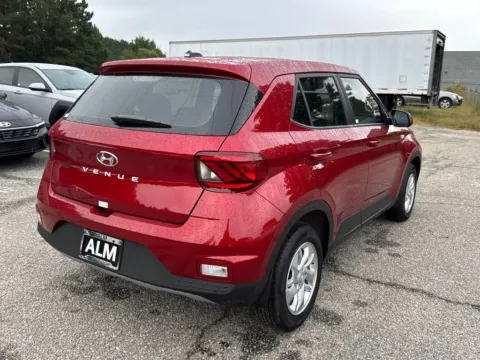 More photos of 2025 Hyundai Venue SE at ALM Hyundai Athens, GA
