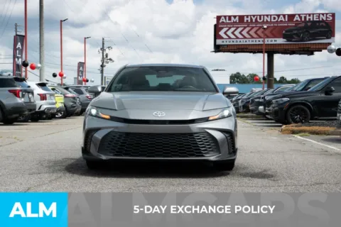 More photos of 2025 Toyota Camry SE at ALM Hyundai Athens, GA