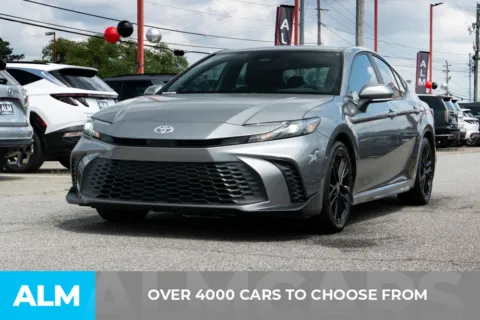 Another view of 2025 Toyota Camry SE for sale in Athens, GA at ALM Hyundai Athens