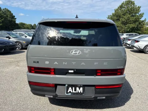 More photos of 2026 Hyundai Santa Fe Hybrid SE at ALM Hyundai Athens, GA