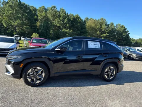 Photos of 2026 Hyundai Tucson SEL for sale in Athens, GA at ALM Hyundai Athens