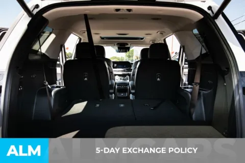 More photos of 2024 Hyundai Palisade XRT at ALM Hyundai Athens, GA