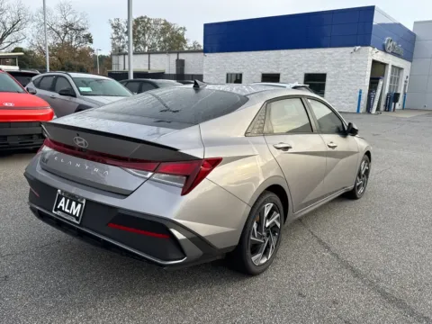 More photos of 2025 Hyundai Elantra SEL Sport at ALM Hyundai Athens, GA