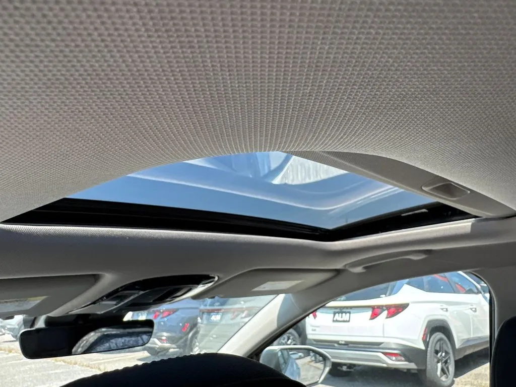 2026 Hyundai Tucson SEL Premium - Photo 14