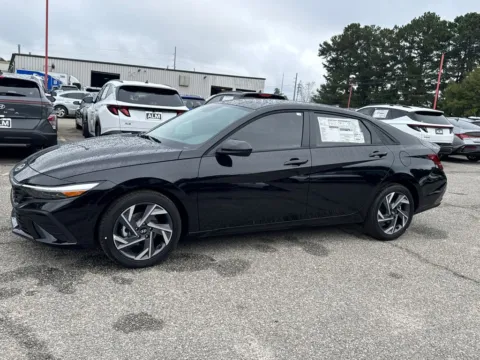 Photos of 2025 Hyundai Elantra SEL Sport for sale in Athens, GA at ALM Hyundai Athens