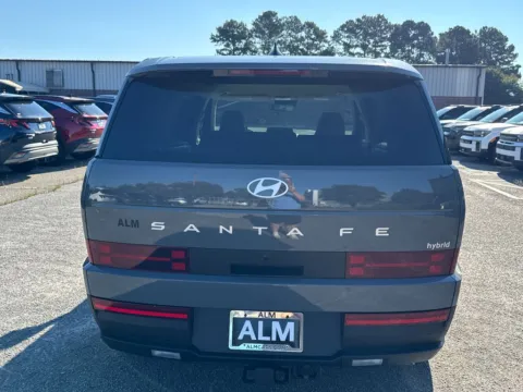 More photos of 2026 Hyundai Santa Fe Hybrid SE at ALM Hyundai Athens, GA