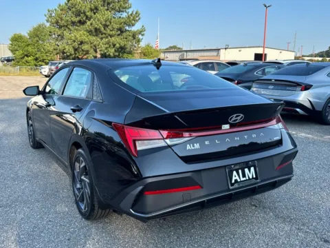 Another view of 2025 Hyundai Elantra Hybrid SEL Sport for sale in Athens, GA at ALM Hyundai Athens