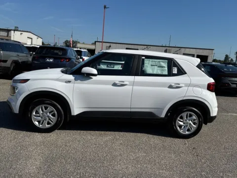 Photos of 2025 Hyundai Venue SE for sale in Athens, GA at ALM Hyundai Athens