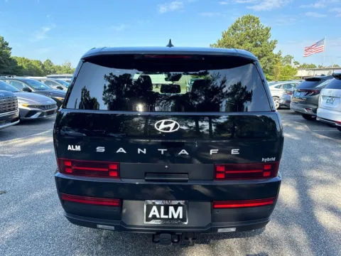 More photos of 2026 Hyundai Santa Fe Hybrid SE at ALM Hyundai Athens, GA