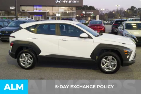 More photos of 2024 Hyundai Kona SE at ALM Hyundai Athens, GA
