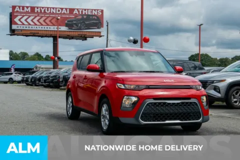 More photos of 2022 Kia Soul S at ALM Hyundai Athens, GA